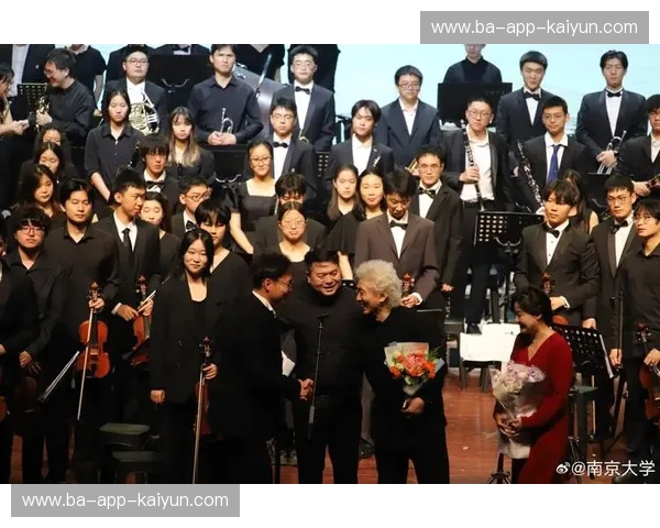 红白之巅的灵魂博弈：当“鹿岛鹿角”遭遇“大阪樱花”，谁才是J联赛的永恒旋律？